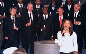 (7)U.S. marks Sept. 11 attacks